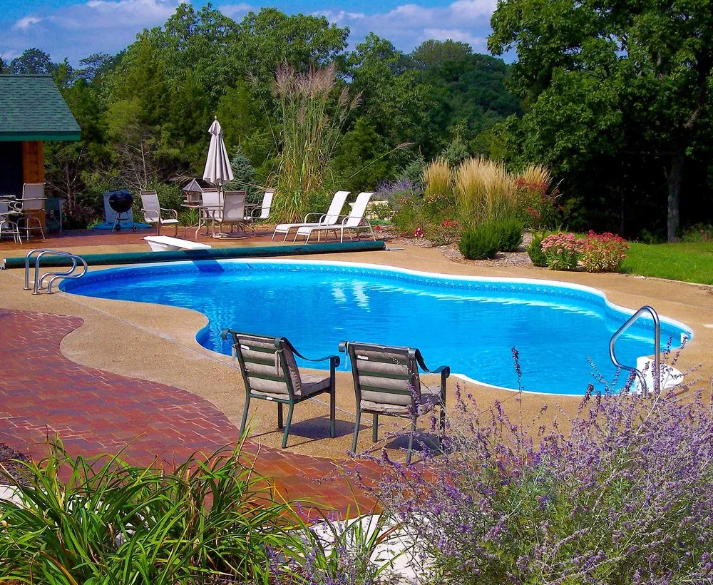 Top-rated lawn mowing service in Congerville, IL by Premier Garden Design