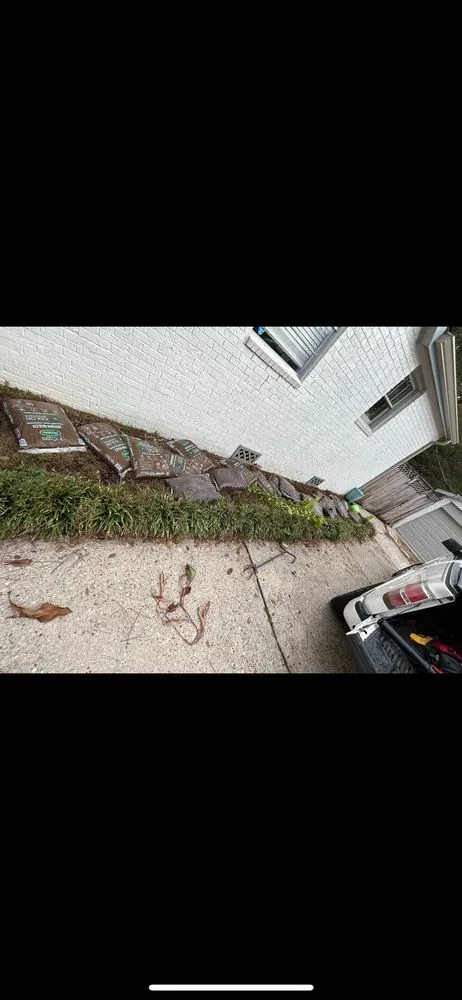 Expert lawn mowing service in Baton Rouge, LA by Premier Green