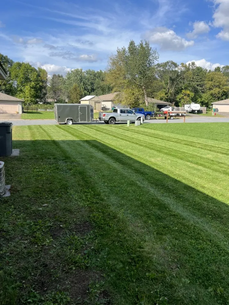 Affordable lawn mowing service in Bloomington, MN - Premier Grounds