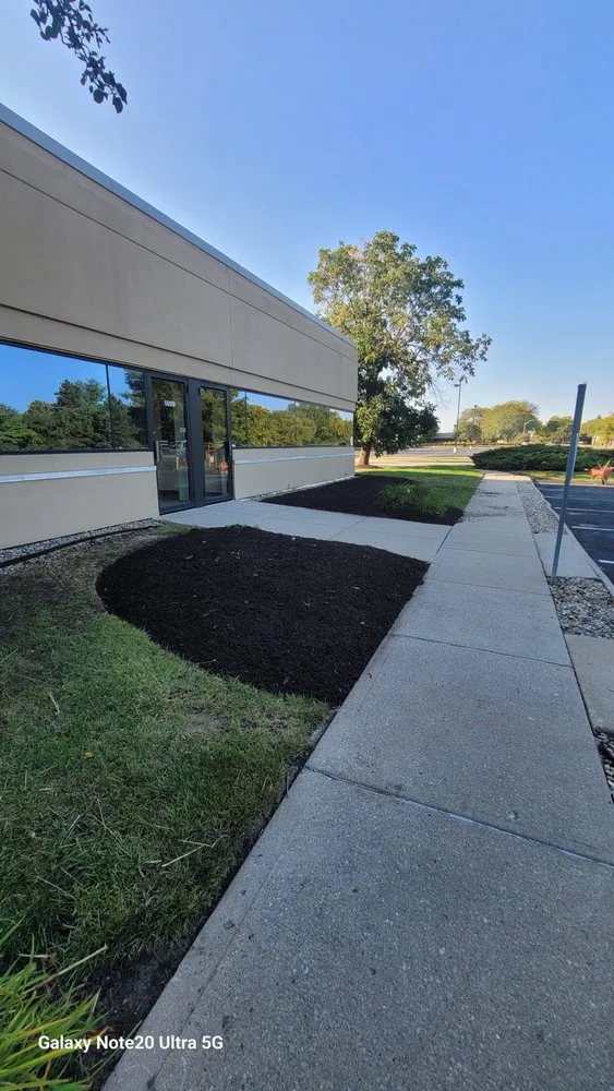 Reliable yard maintenance in Indianapolis, IN - Premier Grounds Services