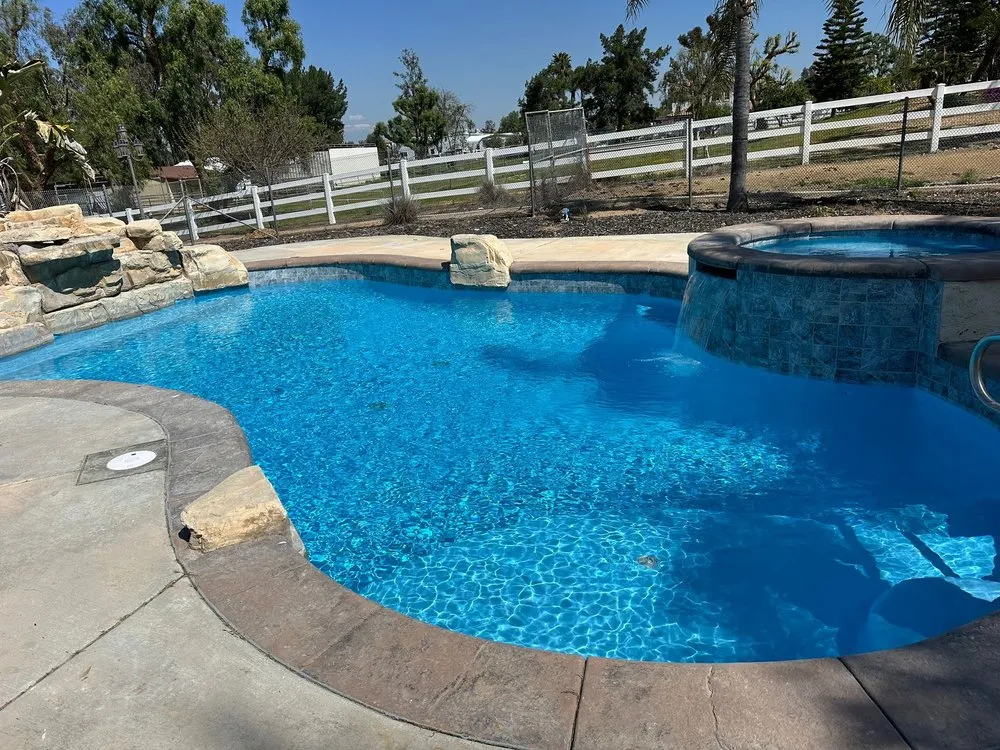 Reliable residential landscaping in Los Angeles, CA by Premier Hi End Builders