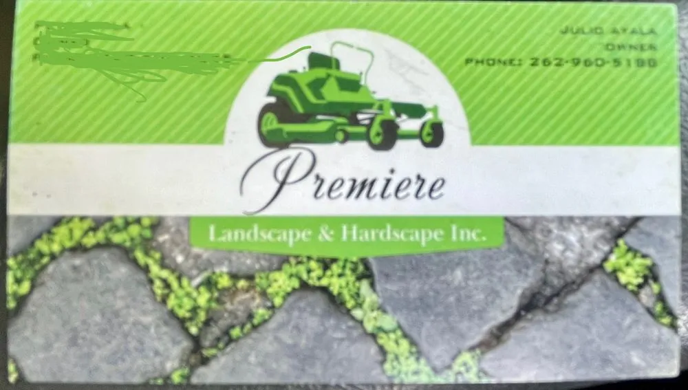 Custom yard cleanup service for homes in Lake Bluff, IL by Premier Landscape and Hardscape