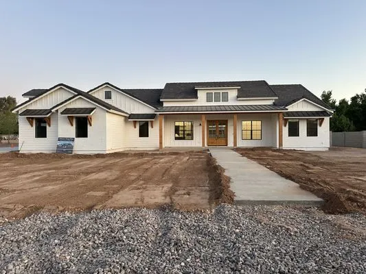 Premier Landscape Developments Logo