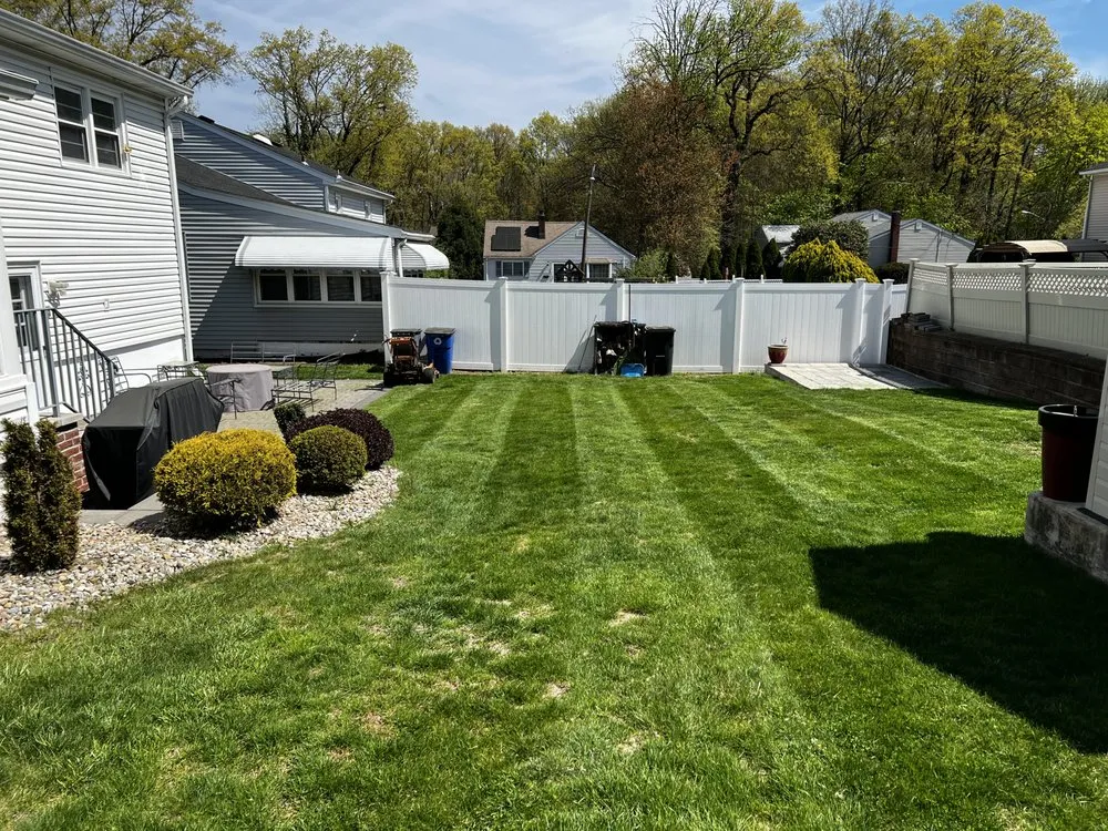 Custom garden landscaping in Elizabeth, NJ - Premier Landscape
