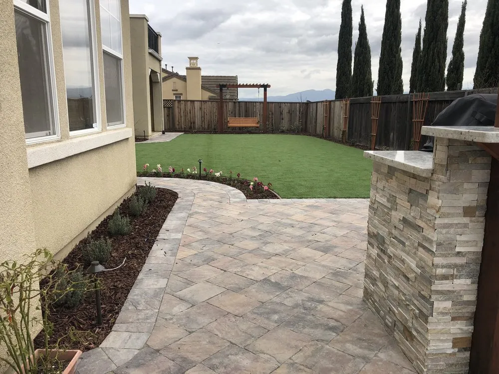 Professional yard maintenance in Hollister, CA by Premier Landscape