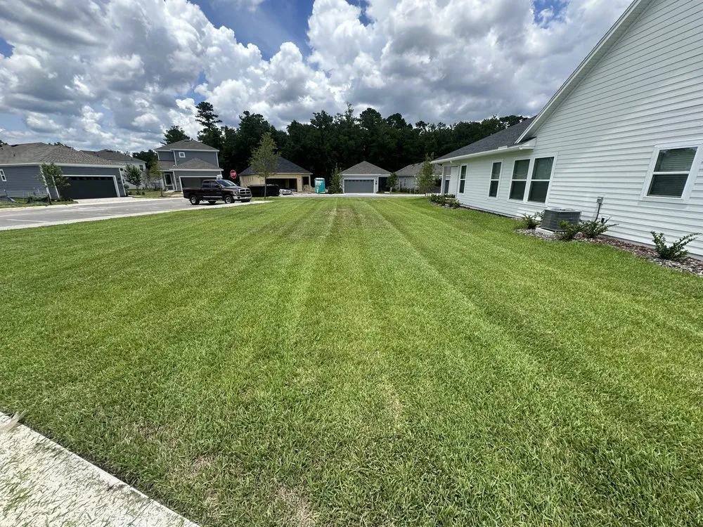 Reliable outdoor landscaping experts serving Jacksonville, FL - Premier Landscapes