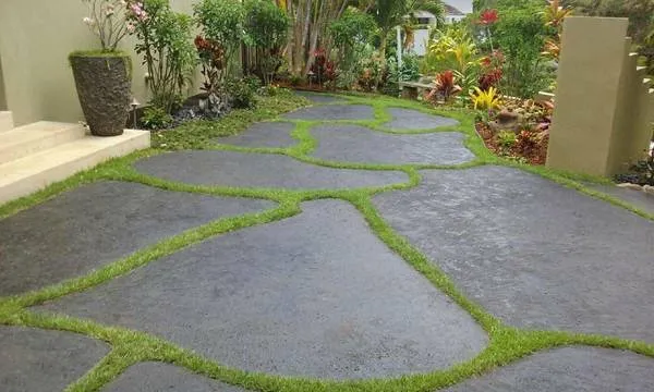 Affordable garden landscaping for year-round maintenance across Honolulu, HI - Premier Landscaping & Design