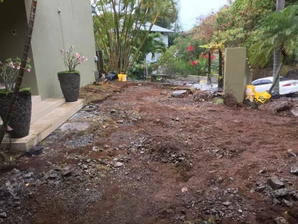 Local yard cleanup service for outdoor upgrades across Honolulu, HI - Premier Landscaping & Design