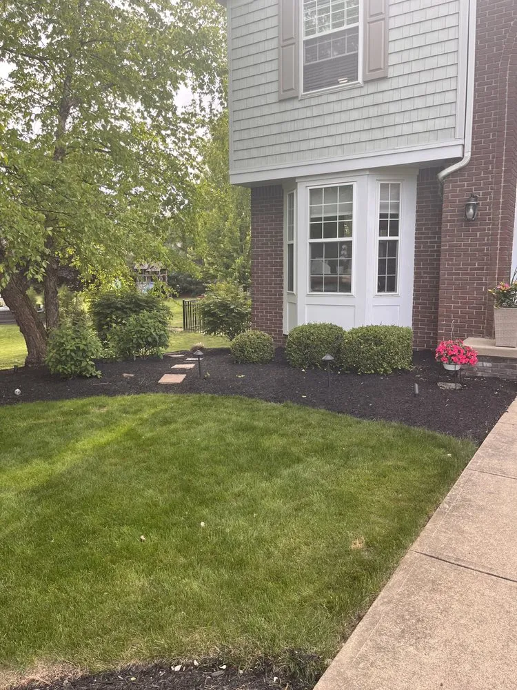 Top-rated lawn care service in Cleveland, OH - Premier Landscaping