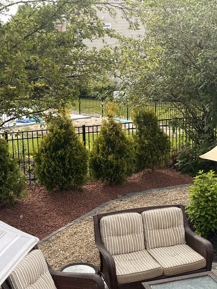 Custom yard cleanup service in Cleveland, OH - Premier Landscaping