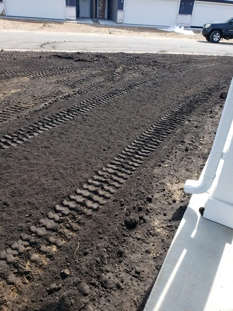 Top-rated yard maintenance in Andover, MN by Premier Landscaping Services