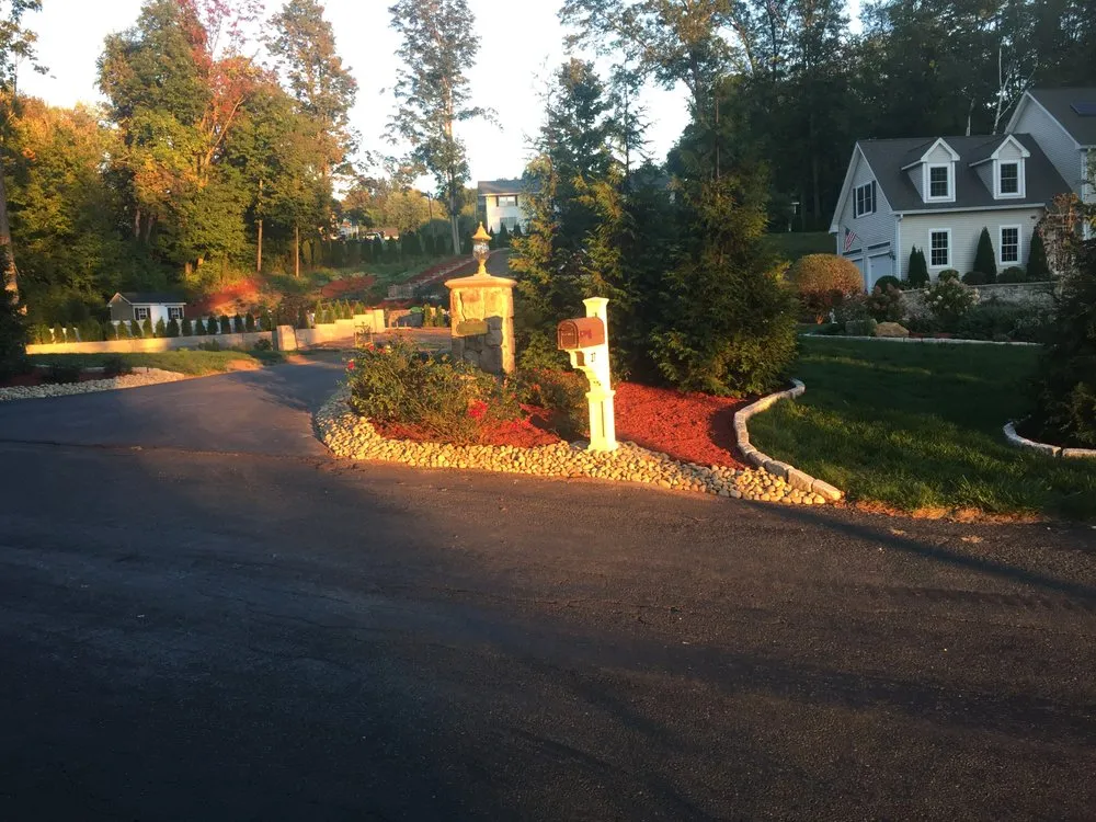 Expert yard maintenance in Stafford Springs, CT - Premier Landscaping