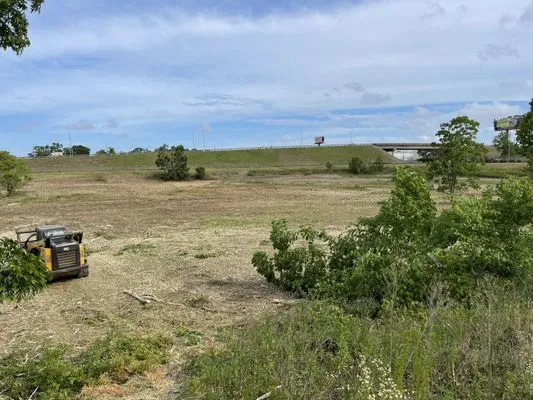 Premier Landworks Logo