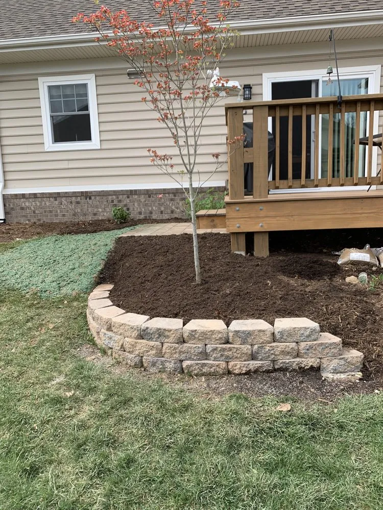 Professional lawn care service in Jacksonville, NC - Premier Lawn & Construction