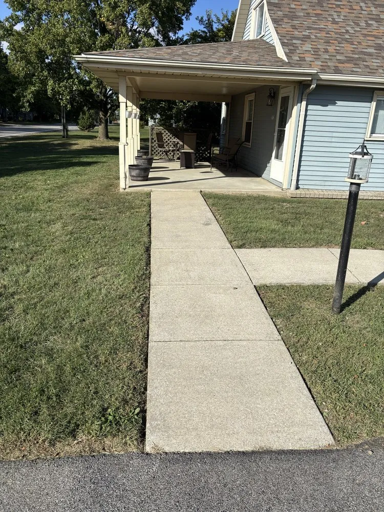 Top-rated garden landscaping for homes in Ogden, IL by Premier Lawn & Land