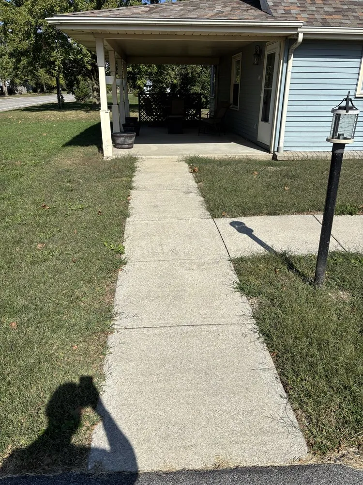 Affordable garden landscaping for residential properties in Ogden, IL by Premier Lawn & Land