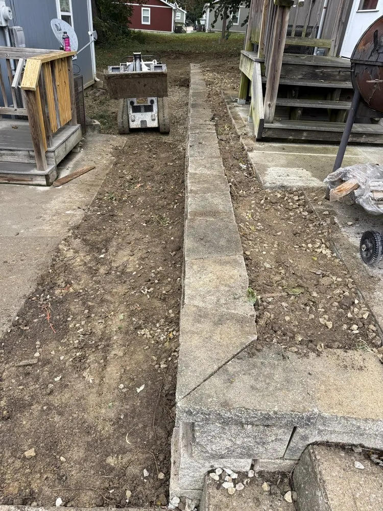 Trusted outdoor landscaping with custom design in Holt, MO by Premier Lawn and Landscape