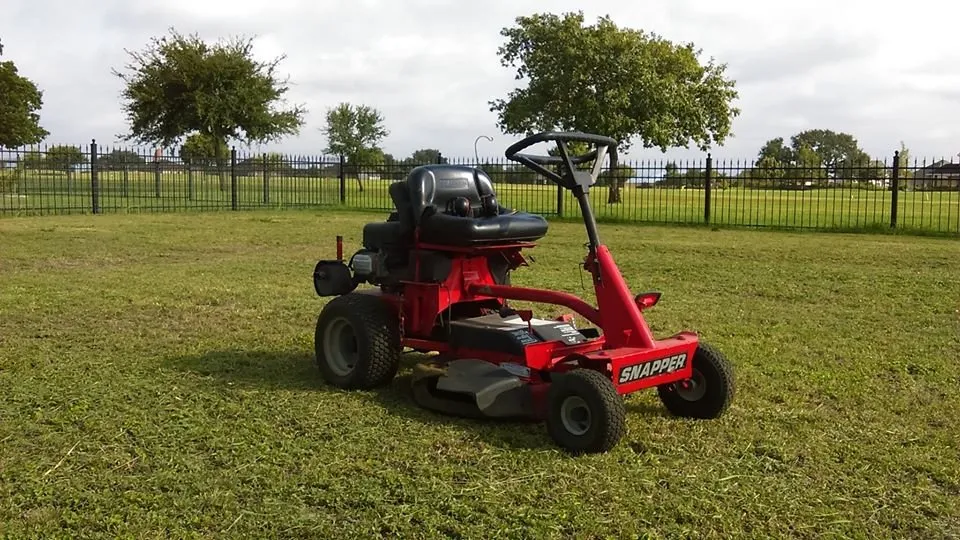 Expert garden landscaping for year-round maintenance across Pipe Creek, TX - Premier Lawns