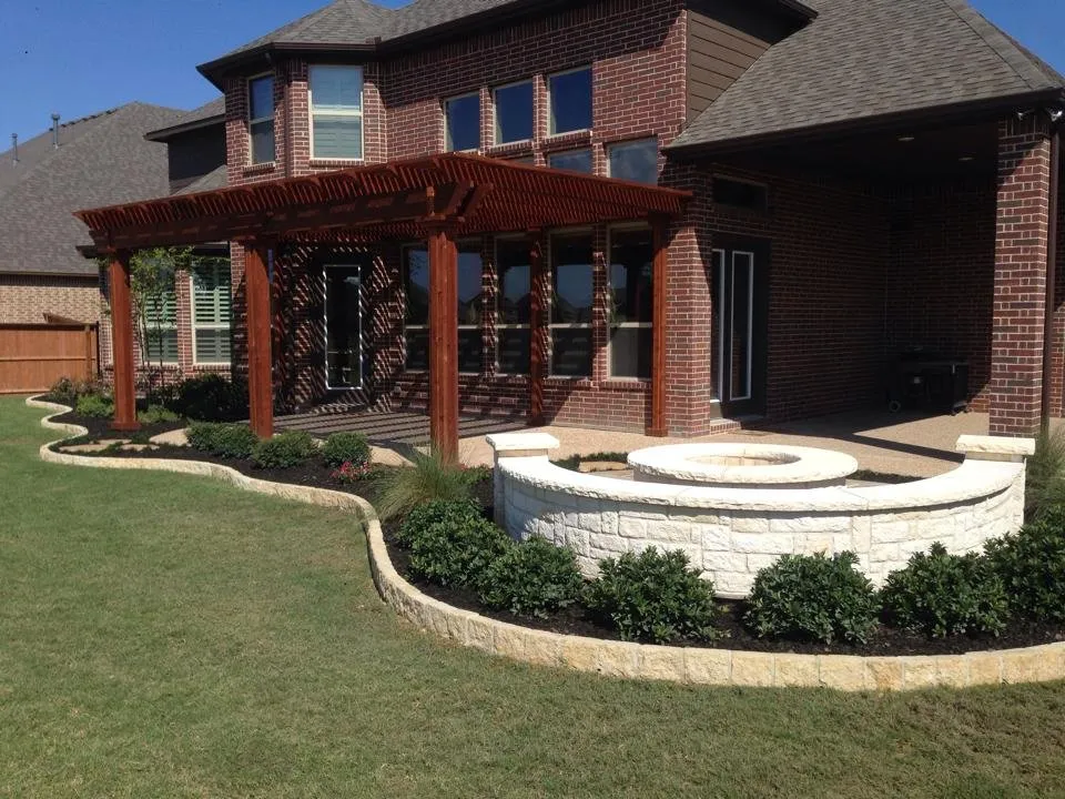 Custom lawn mowing service experts serving Flower Mound, TX - Premier Lawnscapes of Texas