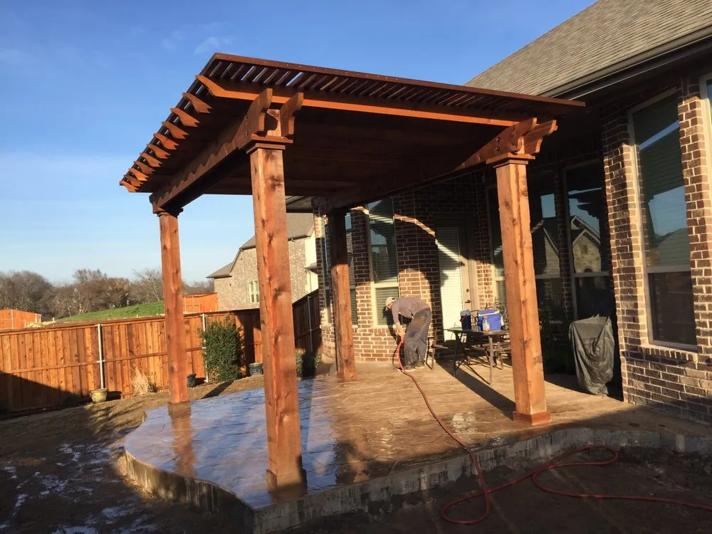 Custom yard maintenance experts serving Flower Mound, TX - Premier Lawnscapes of Texas