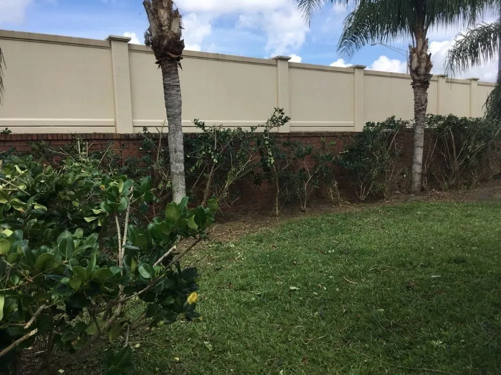Reliable residential landscaping in Belle Isle, FL by Premier Lawnscaping