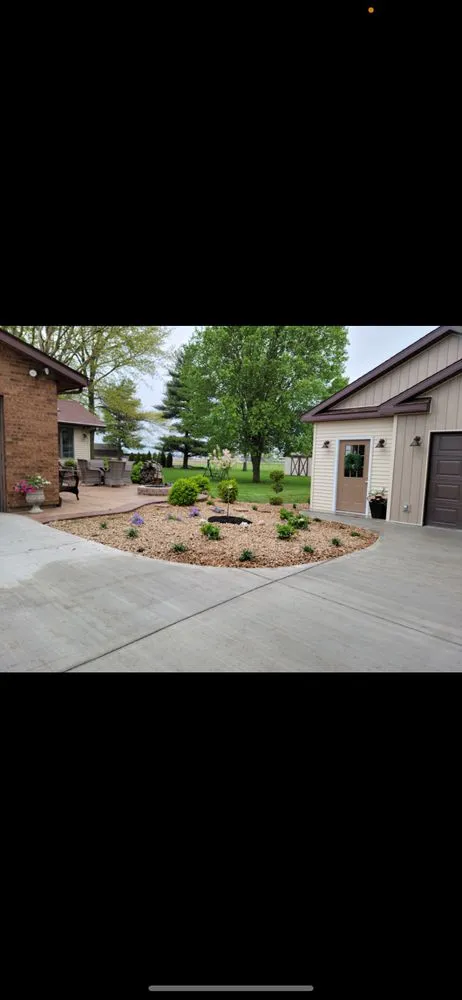 Local landscape installation in Chatham, IL - Premier Outdoor Creations