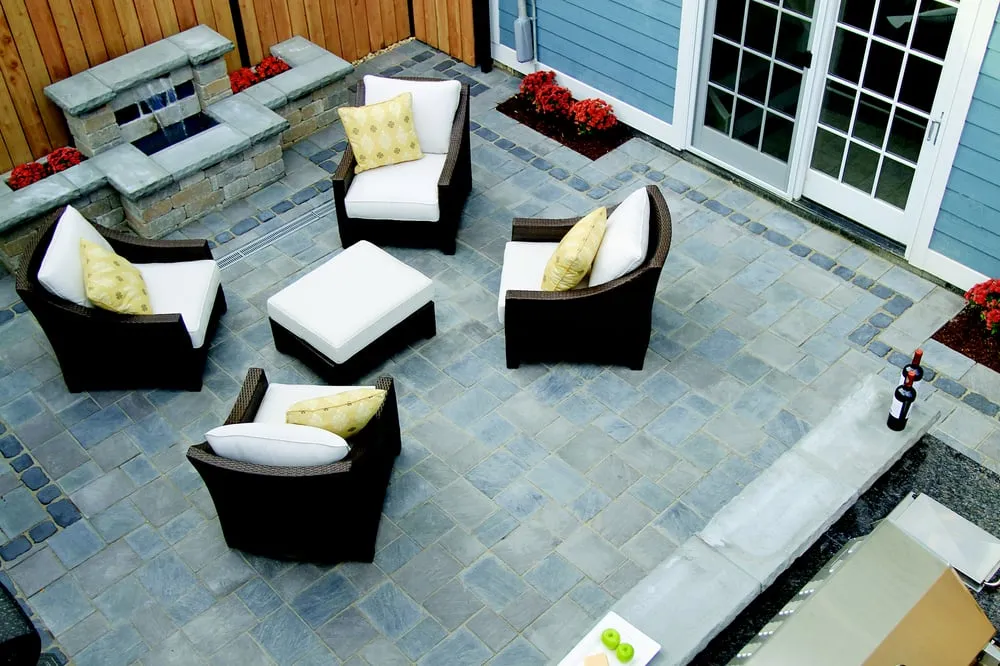 Reliable residential landscaping in Elmhurst, IL - Premier Outdoor Environments, Inc