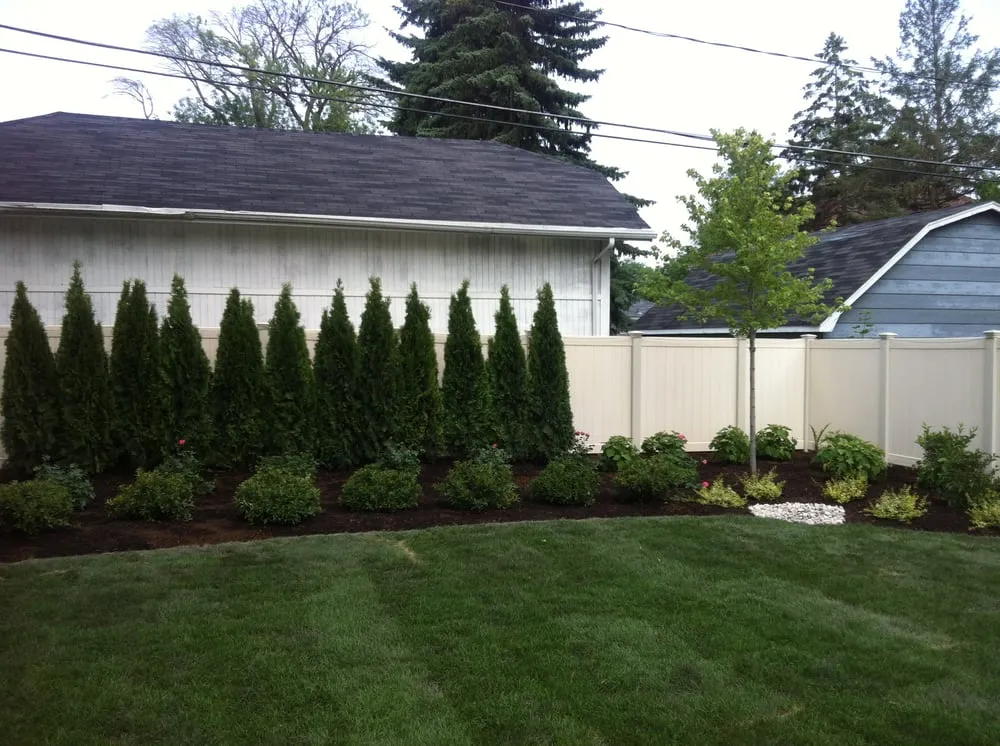 Professional landscaping services experts serving Elmhurst, IL - Premier Outdoor Environments, Inc
