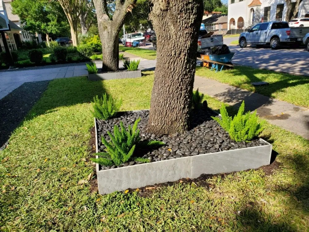 Trusted lawn care service experts serving Houston, TX - Premier Outdoor Solutions