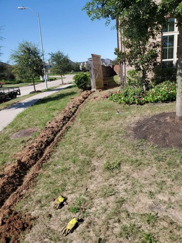 Top-rated lawn care service experts serving Houston, TX - Premier Outdoor Solutions