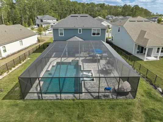 Premier Pools & Spas Logo