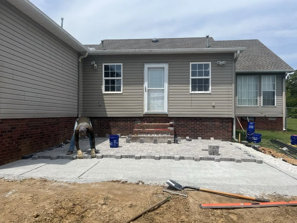 Trusted lawn mowing service with custom design in Medina, TN by Premier Properties