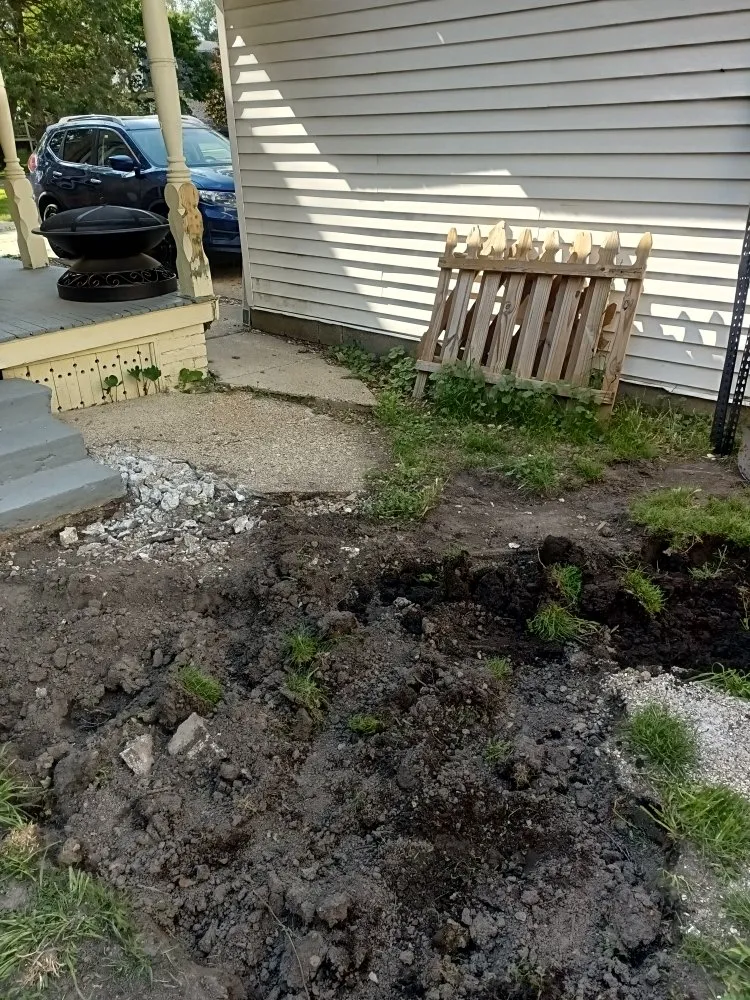 Affordable outdoor landscaping experts serving Elkhorn, WI - Premier Property Maintenance