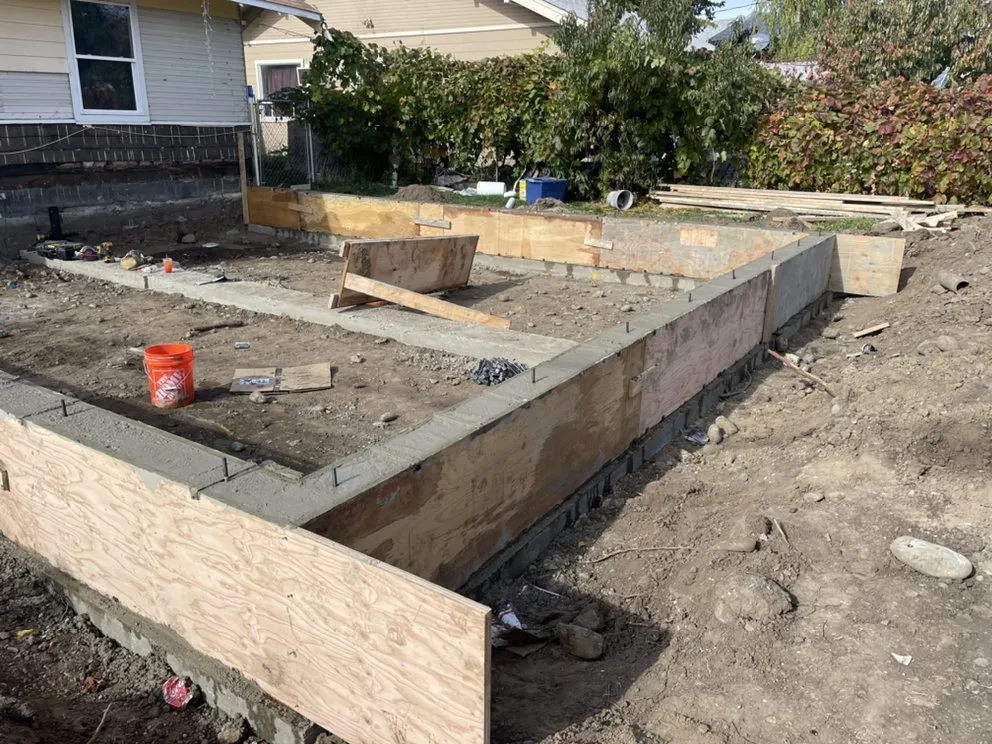 Top-rated landscaping services in Union Gap, WA by Premier Property Mgmt. & Construction