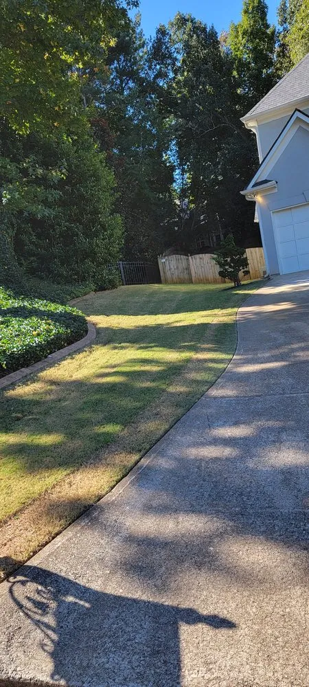 Professional residential landscaping in Atlanta, GA by Premier Rojas Landscapes LLC