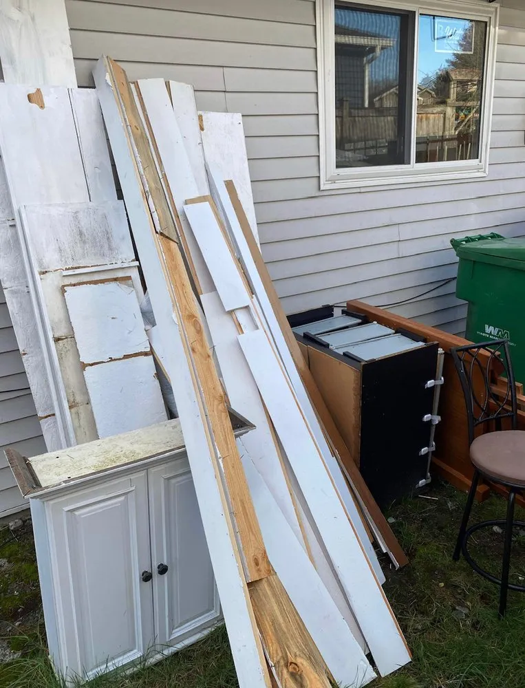 Trusted yard maintenance in Snohomish, WA by Premier Solutions NW