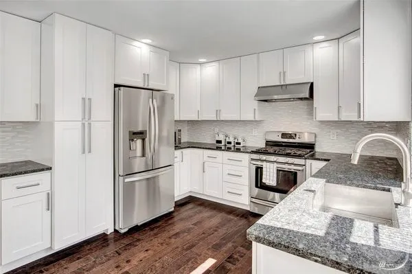 Premier Solutions NW Logo