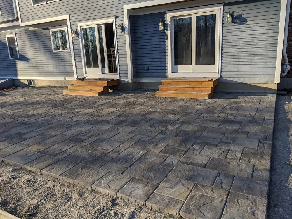 Custom garden landscaping experts serving Killingworth, CT - Premier Stone Products