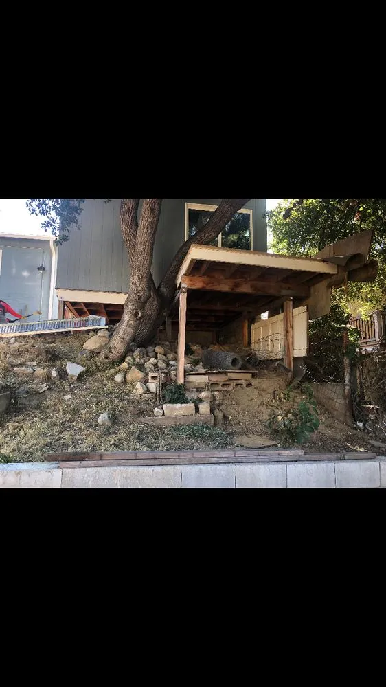 Expert outdoor landscaping experts serving Simi Valley, CA - Premier Tree & Landscape