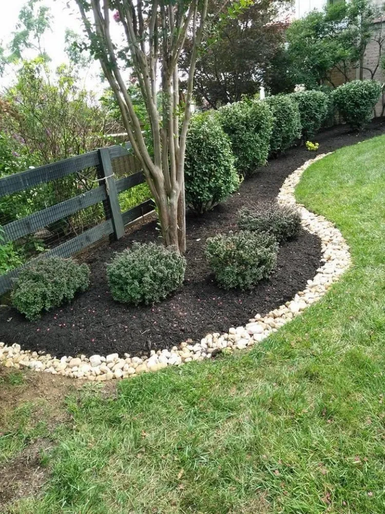 Expert landscaping services experts serving Castleton, VA - Premier Tree & Landscaping