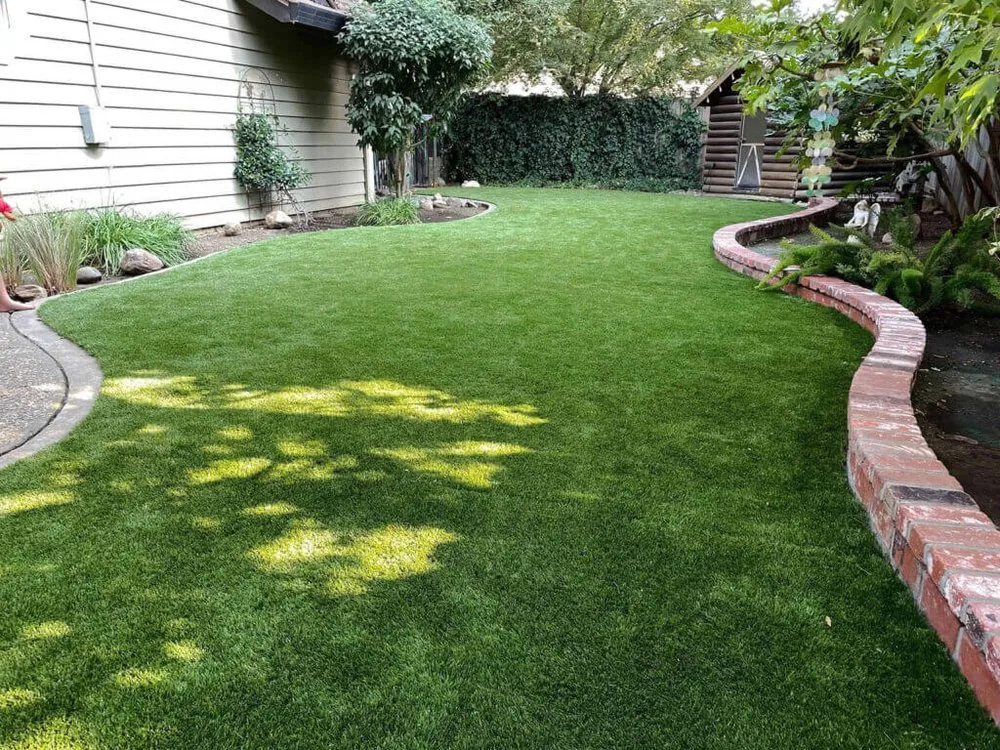 Custom garden landscaping experts serving Frisco, TX - Premier Turf Solutions of Texas