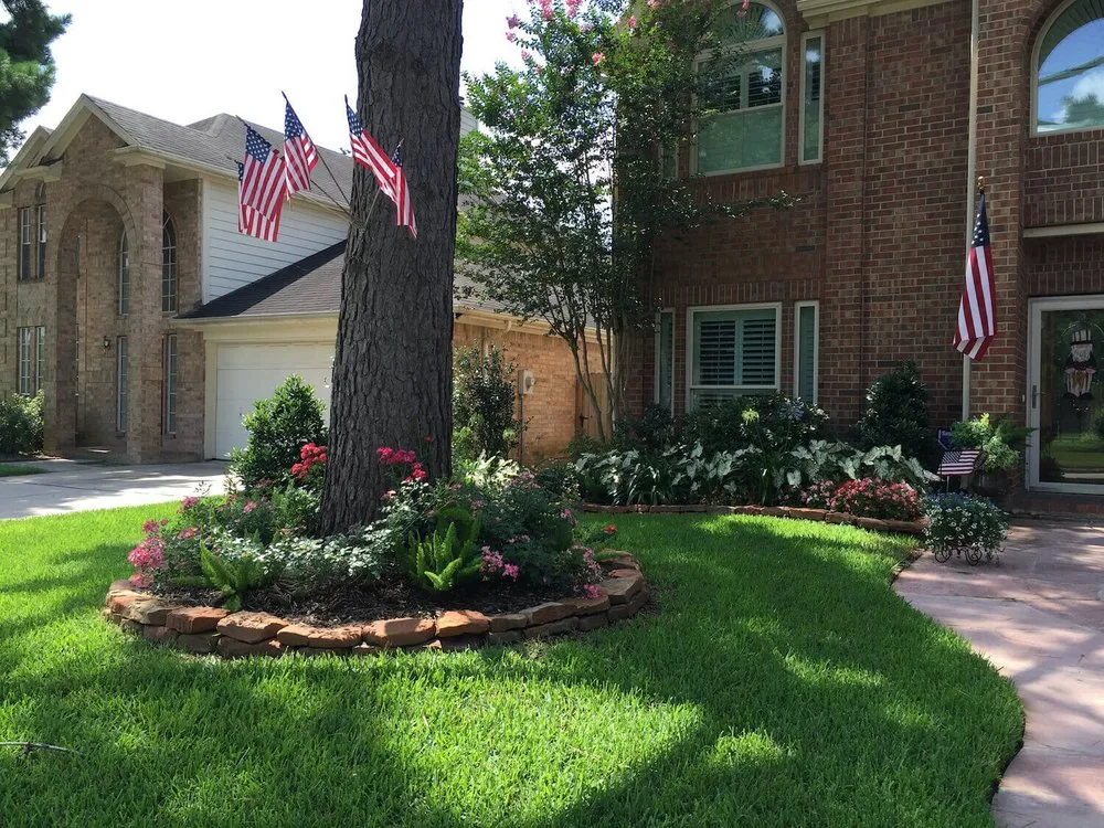 Local residential landscaping in Frisco, TX by Premier Turf Solutions of Texas