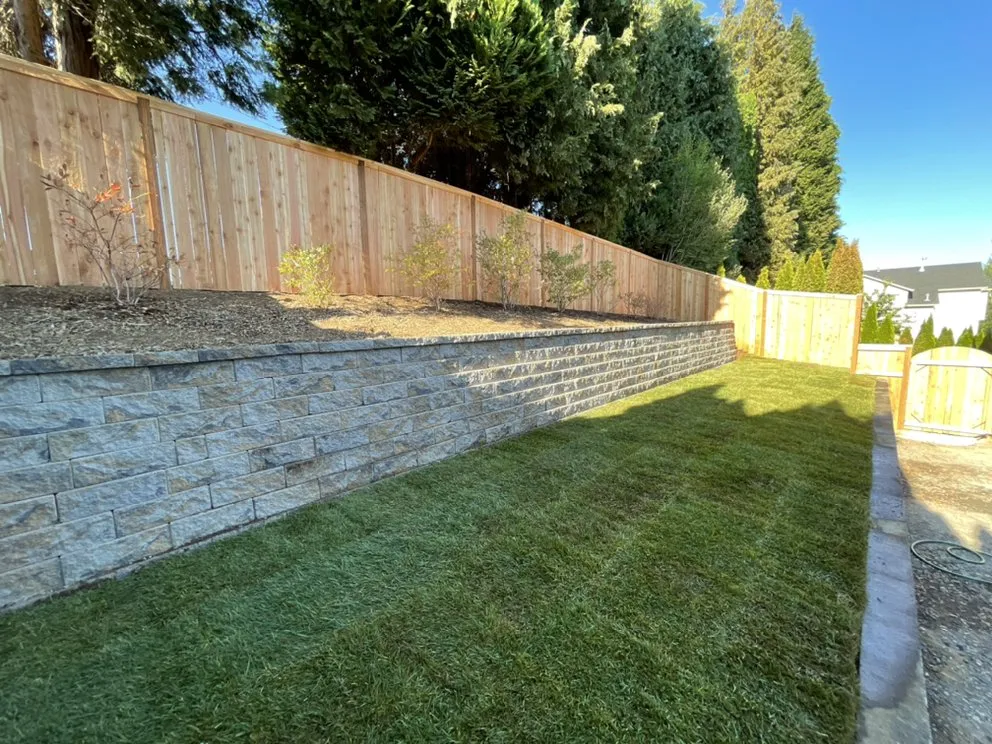 Affordable lawn care service experts serving Vancouver, WA - Premier Works