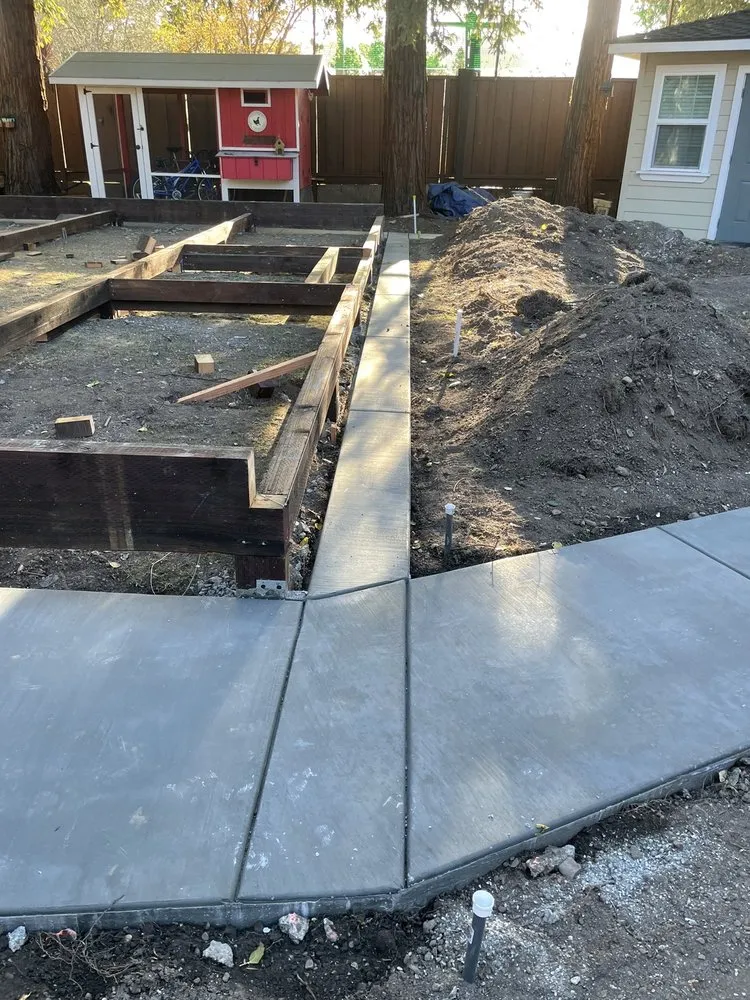 Trusted yard cleanup service with custom design in Santa Clara, CA by Premium Developers Landscape