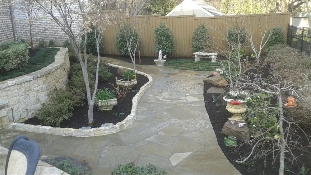 Custom garden landscaping in Dallas, TX - Premium Gardens Of Texas