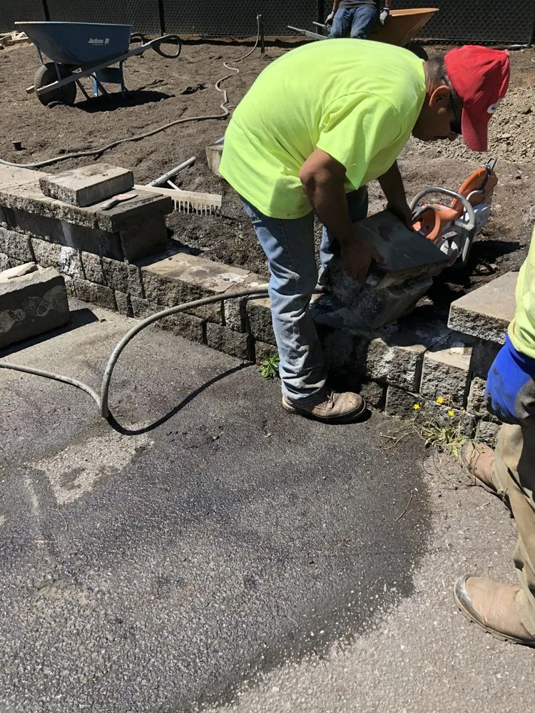 Local yard cleanup service in Woodburn, OR - Premium Gardens