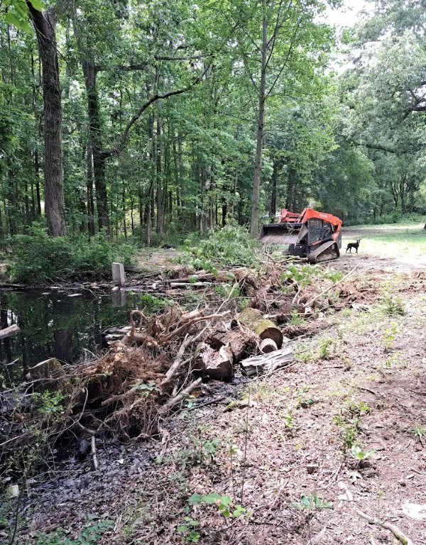 Affordable landscape installation experts serving Winchester, TN - Premium Ground Worx