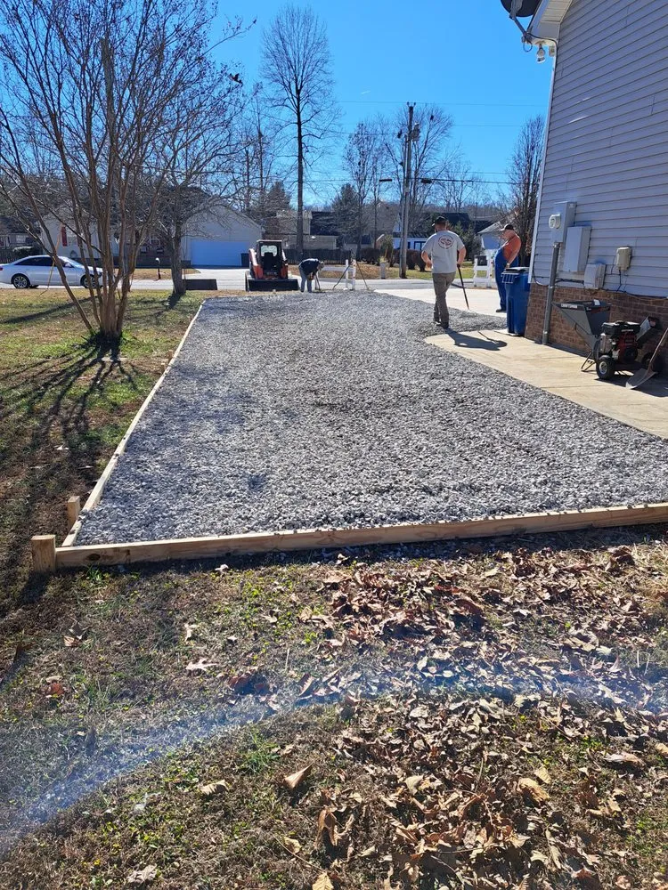 Custom landscape design experts serving Winchester, TN - Premium Ground Worx