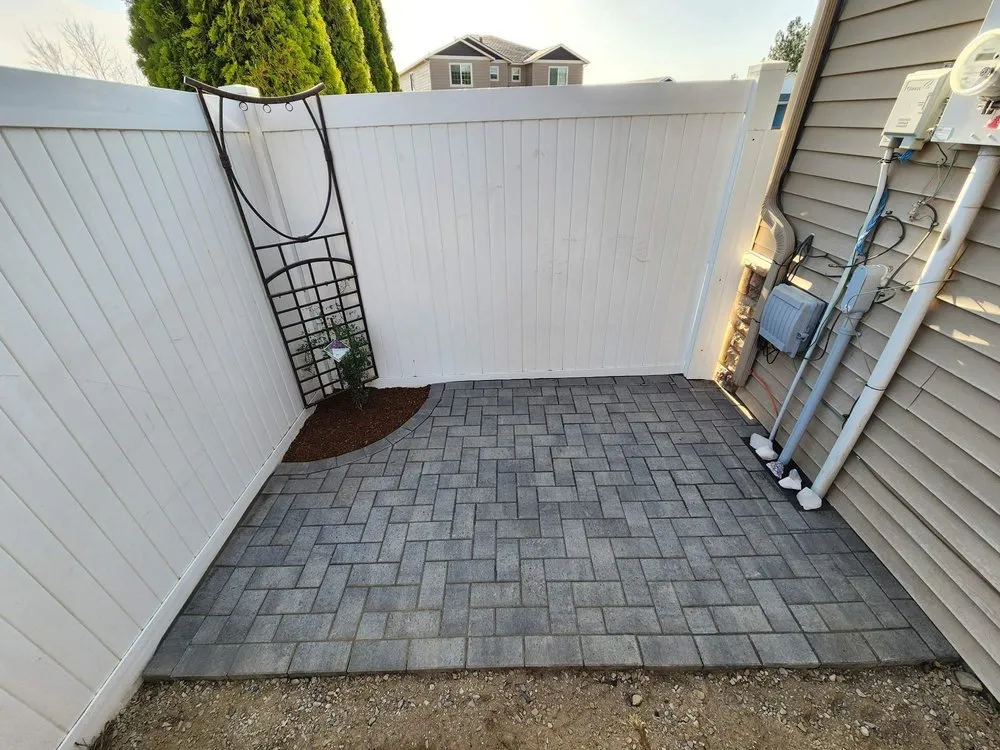 Reliable landscaping services experts serving Spokane Valley, WA - Premium Landscape