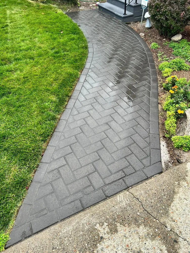 Custom lawn mowing service in Spokane Valley, WA - Premium Landscape